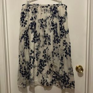 Gorgeous nature print silk skirt
